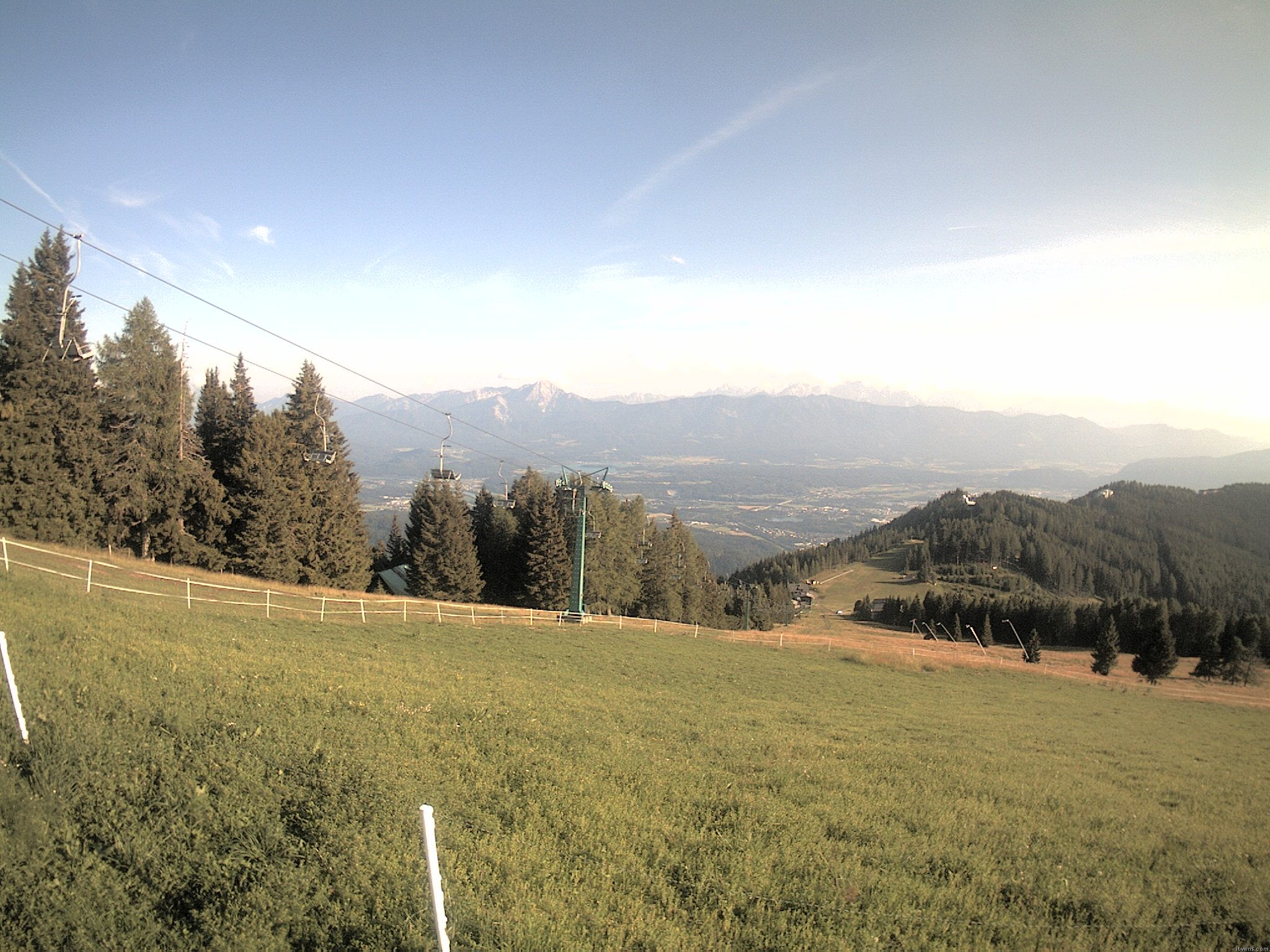 Webcam Bergstation Pöllingerbahn (1.660m)
